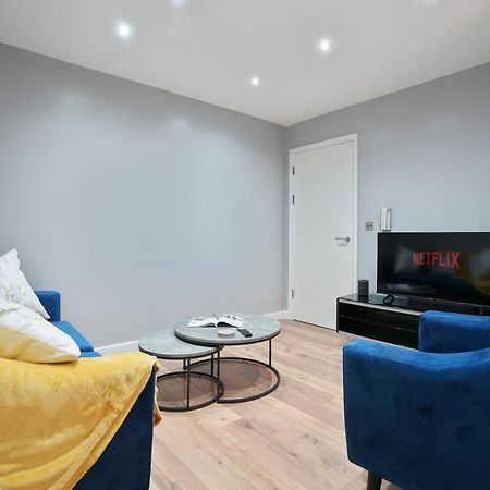 Stylish Modern Home In Sheffield Kültér fotó